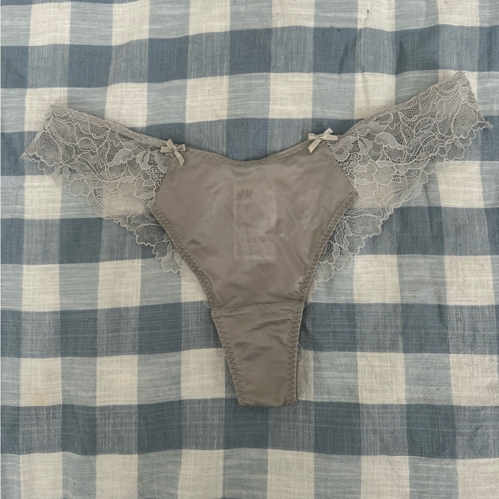 Silky Lace Thong